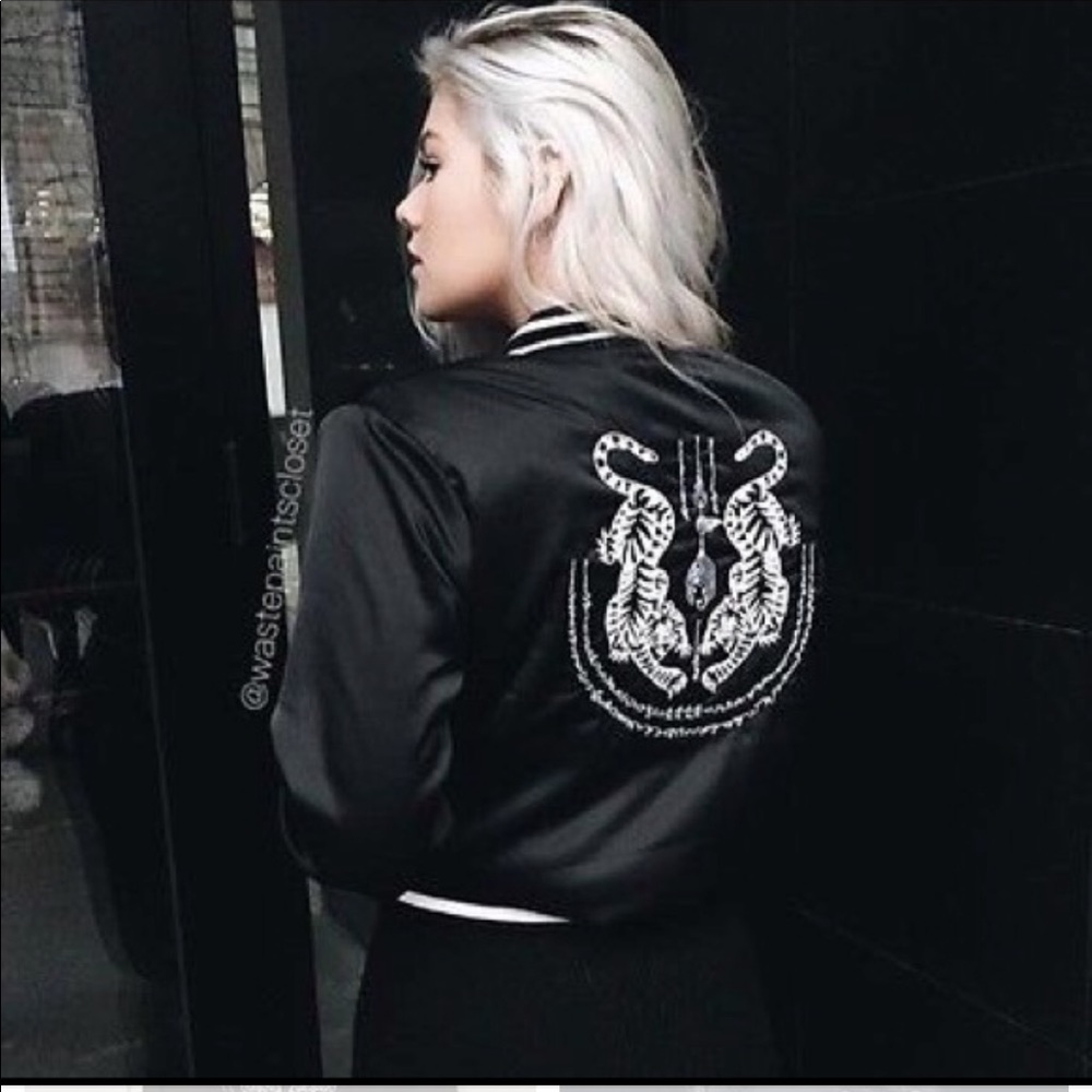 Brandy Melville Nella Tiger Bomber Jacket